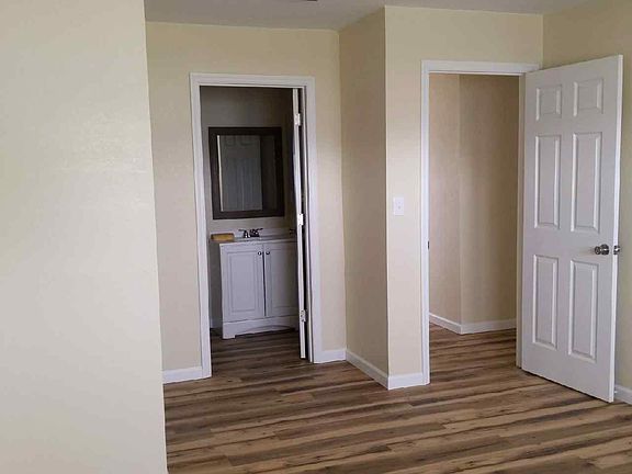 5th image of 53 Tangerine Ct #10688057