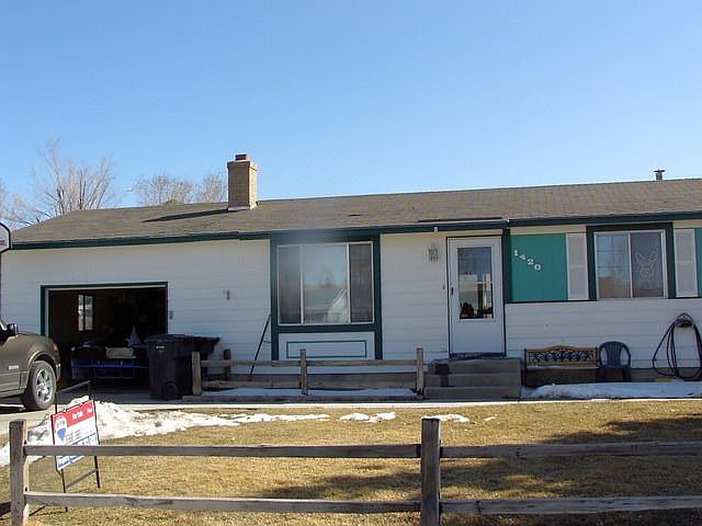 1st image of 1420 Moran Dr