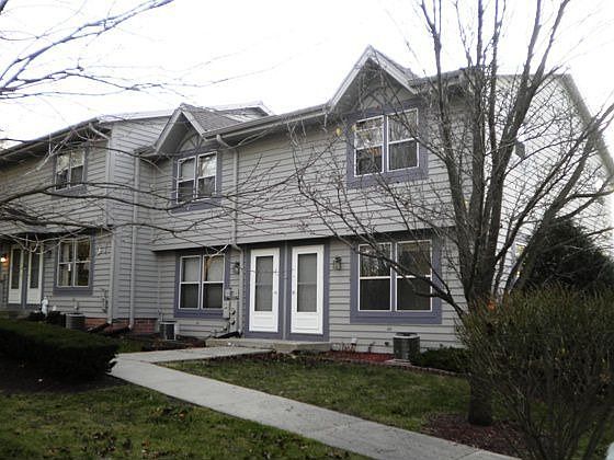 1st image of 1823 Paramount Dr