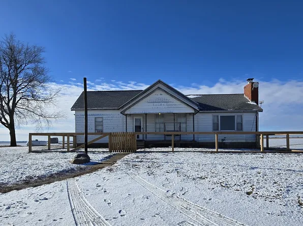 1243 E 1675 North Rd, Danvers, IL 61732