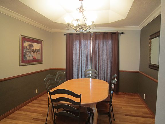 Dining Room/Bamboo Floors