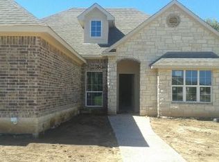 500 W Wall St, Hewitt, TX 76643