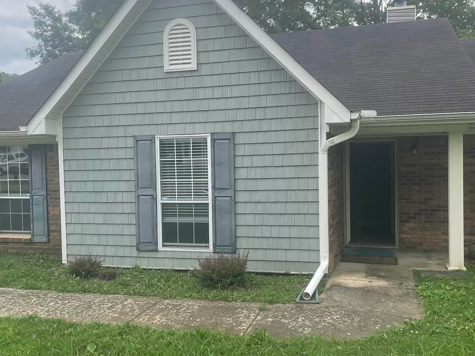 2513 Weatherstone Rd SE — Photo 4