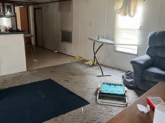 3rd image of 340 E North St #14