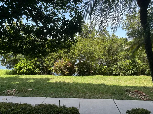1660 Renaissance Commons Blvd, Boynton Beach, FL