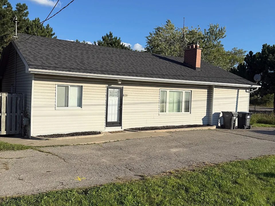 358 Derry Rd W