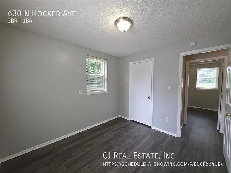 630 N Hocker Ave — Photo 5