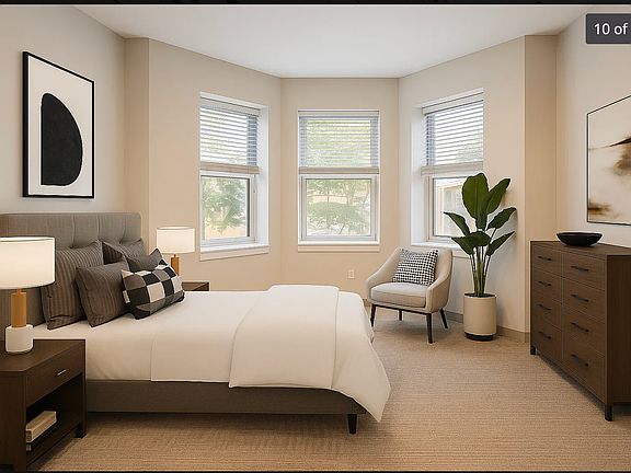 4th image of 103 Hemenway St #404