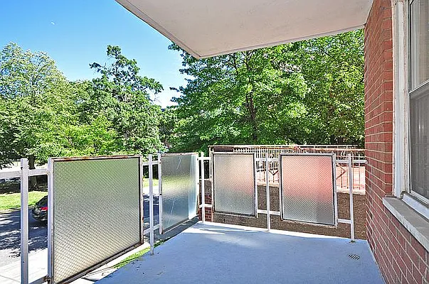 Sold by REMAX Distinguished Homes | media 7
