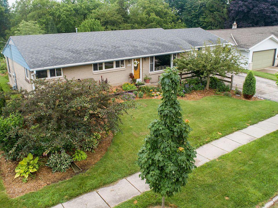 1st image of 1415 N 10th Ave