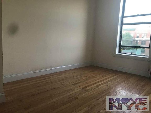 3rd image of 631 Edgecombe Ave APT 4g
