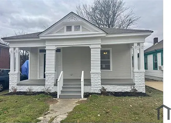 3 bed, $1,350 — Photo 2