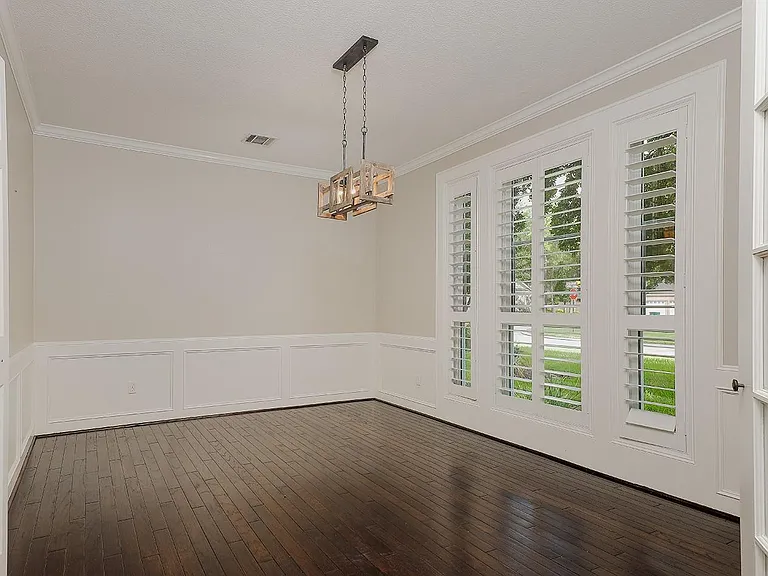 2 Silverstrand Pl — Photo 9