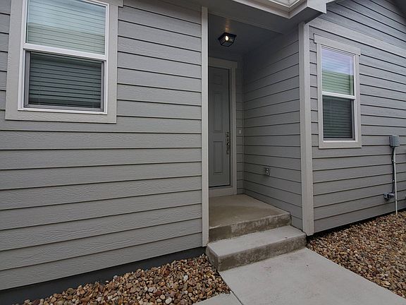 2nd image of 3329 Corvina Ct