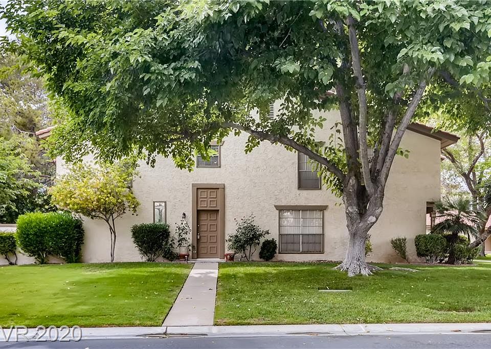1st image of 3141 Pinehurst Dr APT D