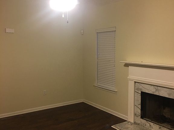 3rd image of 6470 Wellington Chase Ct