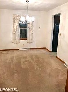 3rd image of 418 Garden View Dr