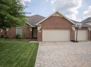 322 E Sequoia St, Republic, MO 65738