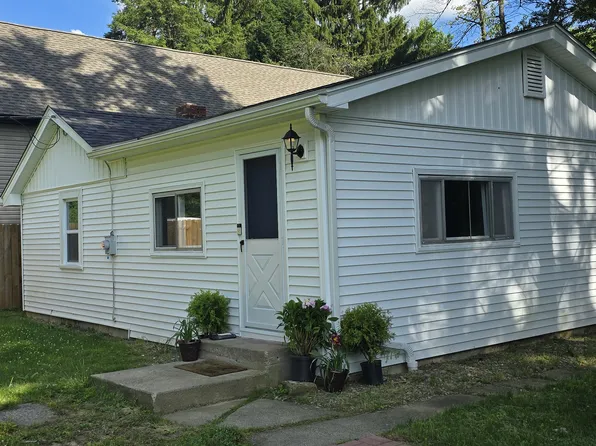 4495 1/2 New Rd, Youngstown, OH 44515