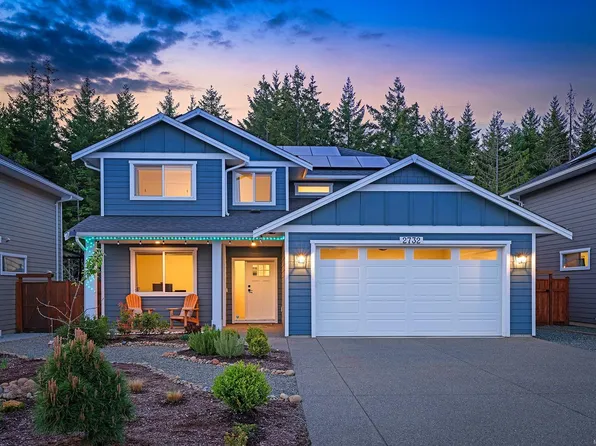 2732 Maple St, Cumberland, BC V0R 1S0