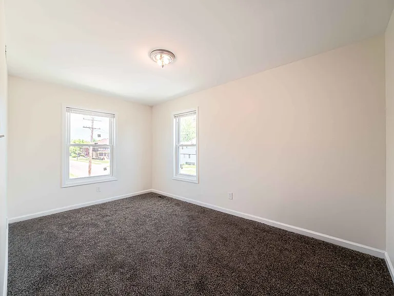 156 Leicester - FDR — Photo 9