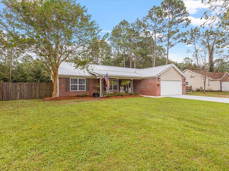 1st image of 13923 Selena Ct