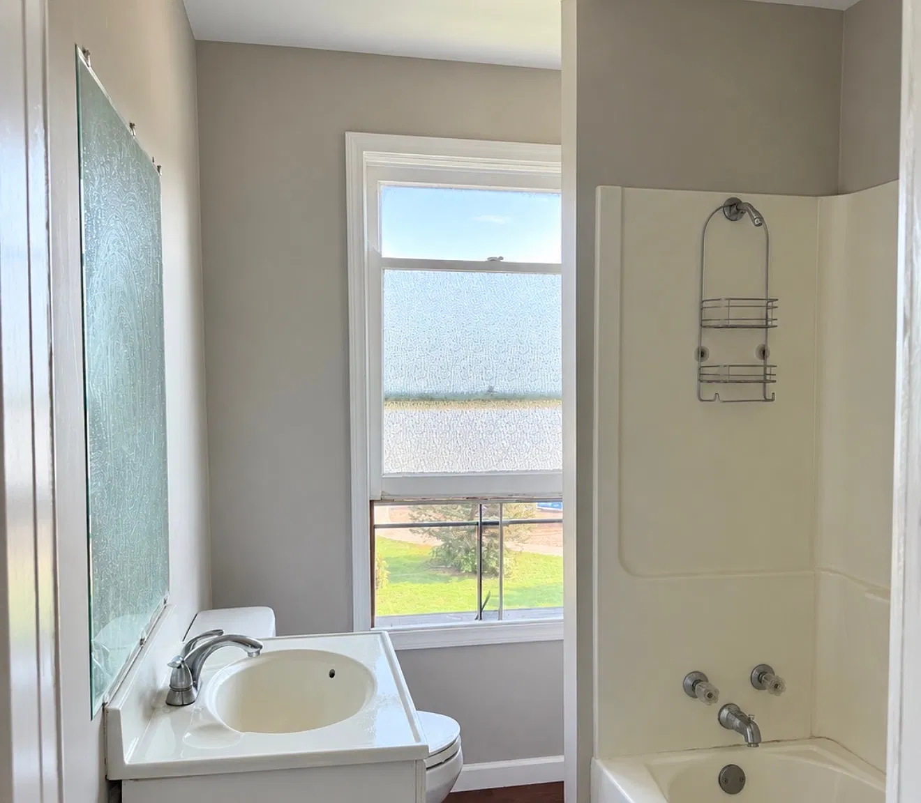 2 bed, 1224 sqft, $1,250 — Photo 3