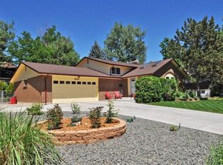 841 S Arbutus St, Lakewood, CO 80228