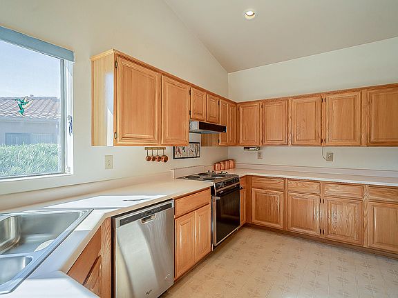 3rd image of 64269 E Chippewa Ct