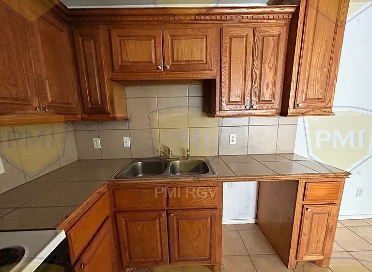 1503 E Coyote St #8 — Photo 12