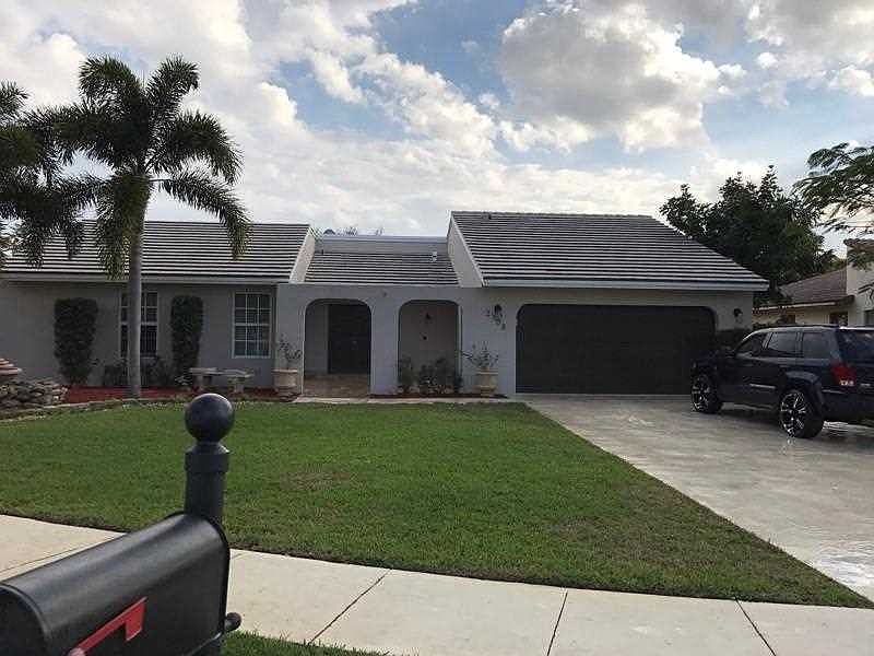 1st image of 2708 SW 23rd Cranbrook Dr