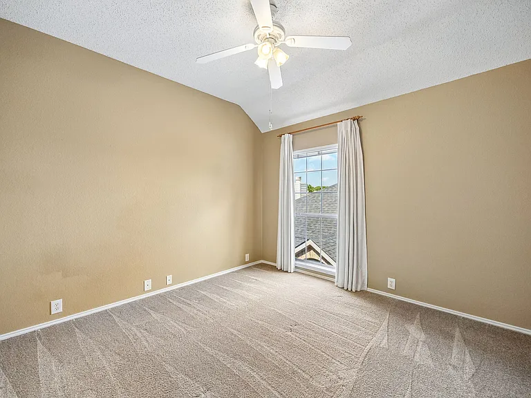 11002 Brandenberg Dr — Photo 26