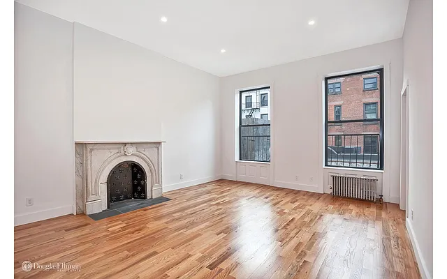 Rented by Douglas Elliman | media 7