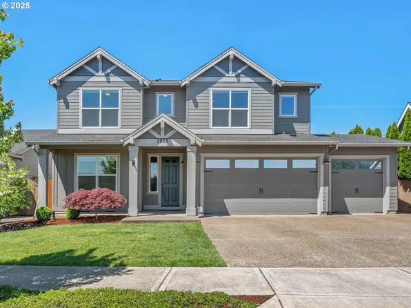 2923 N Aldersgate Dr, Newberg, OR 97132