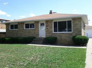 5819 W Glenn Dr, Maple Heights, OH 44137