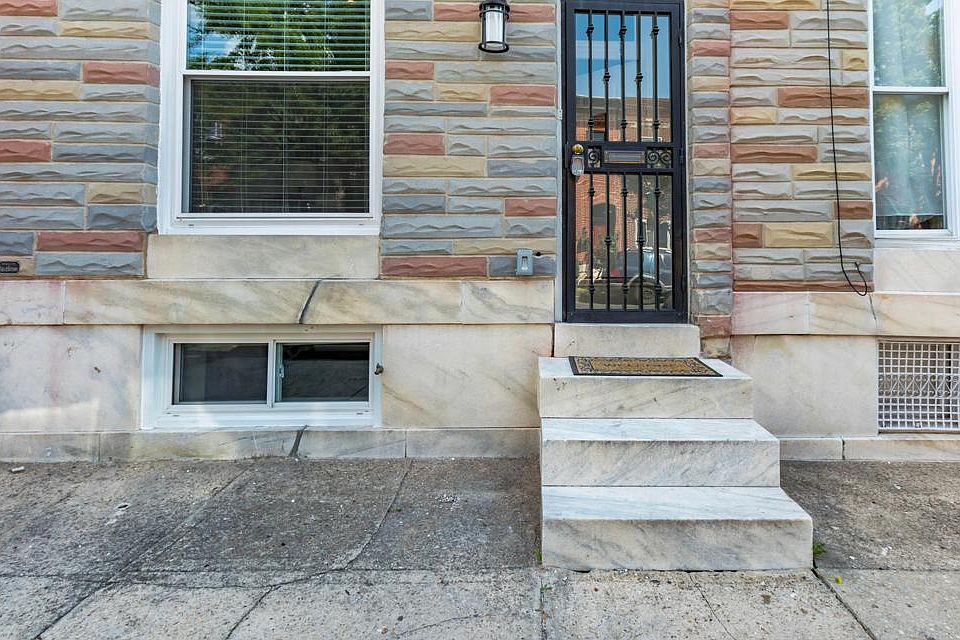 1st image of 27 N Ellwood Ave