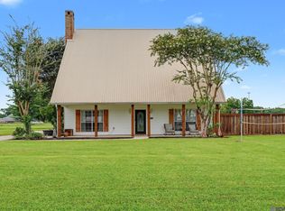 1005 Stephanie Dr, Breaux Bridge, LA 70517