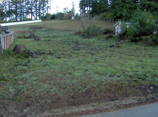 Meadow Ln, Brookings, OR 97415
