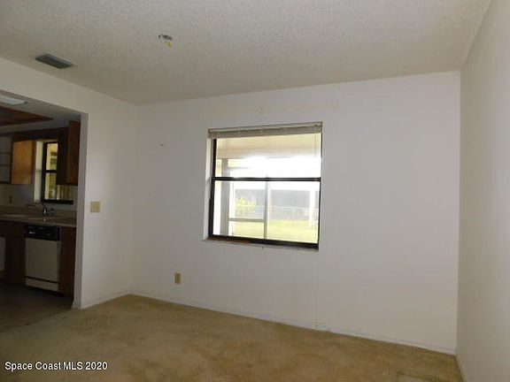 4th image of 2808 Kingdom Ave