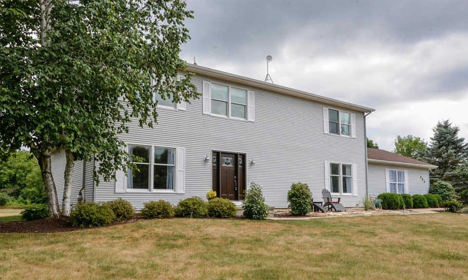 1st image of 889 Wildwood Ln