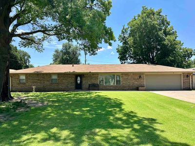 2011 W Walnut Ave, Enid, OK, 73703