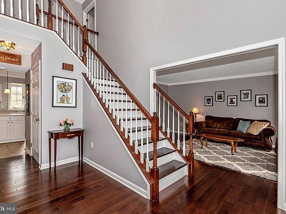 5th image of 3 Ivy Hill Dr