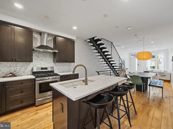 1324 N 27th St, Philadelphia, PA 19121
