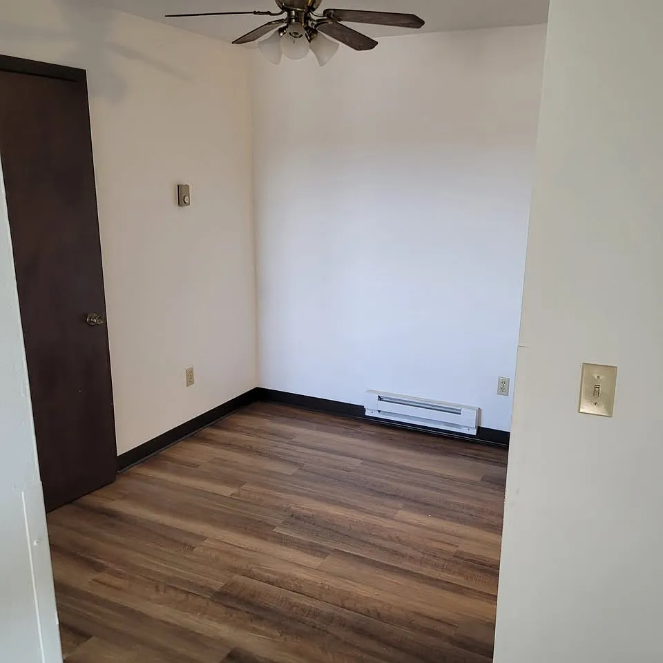 2 bed, $123 — Photo 2