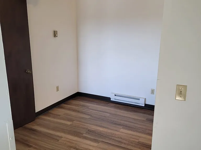 305-315 S Eyder Ave #13 — Photo 2