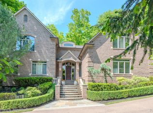 21480 Lujon Ct, Northville, MI 48167