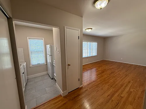 Floor plan 1BR with Dishwasher
