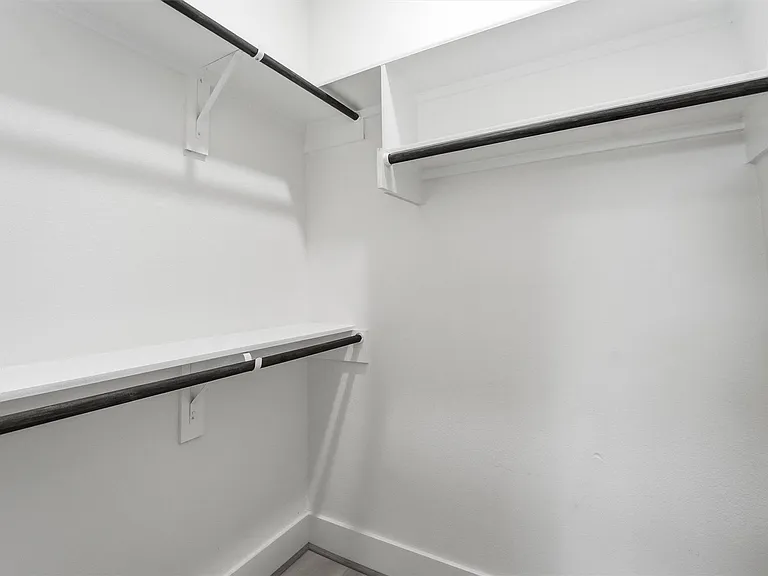 3107 Grassmere St #B — Photo 17