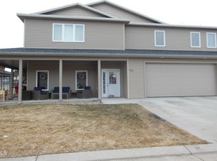 730 Compass Loop, Bismarck, ND 58504