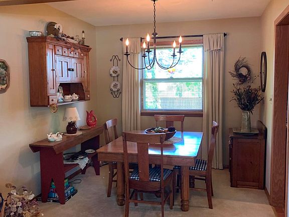 C8B36629-E467-4BEC-93DA-710F47BA273E